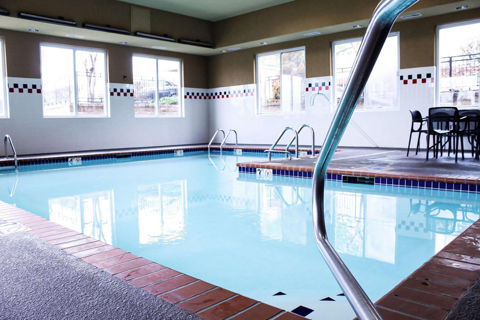Hampton Inn Oxford-West Bagian luar foto